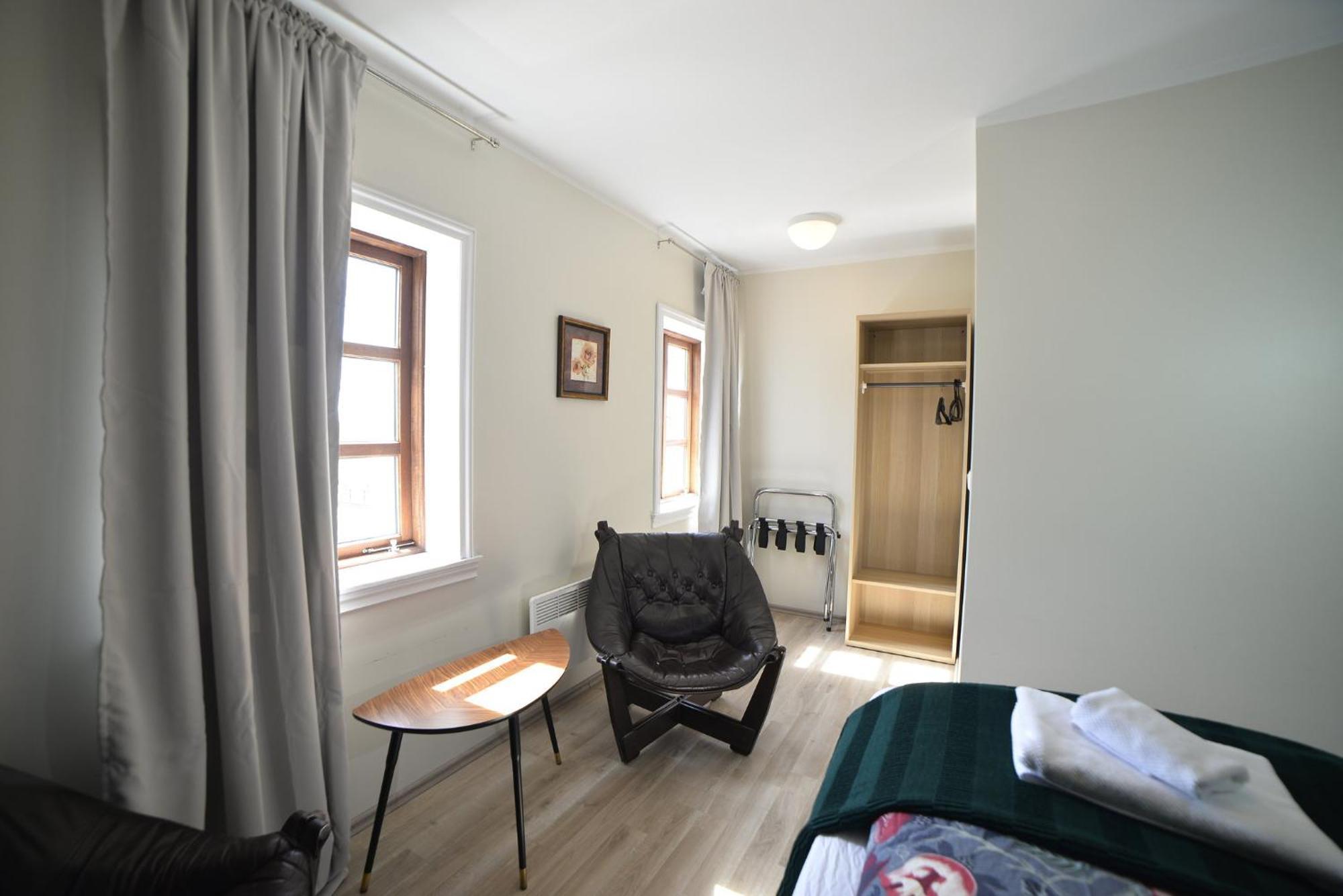 Klausturhof Guesthouse Kirkjubæjarklaustur Extérieur photo