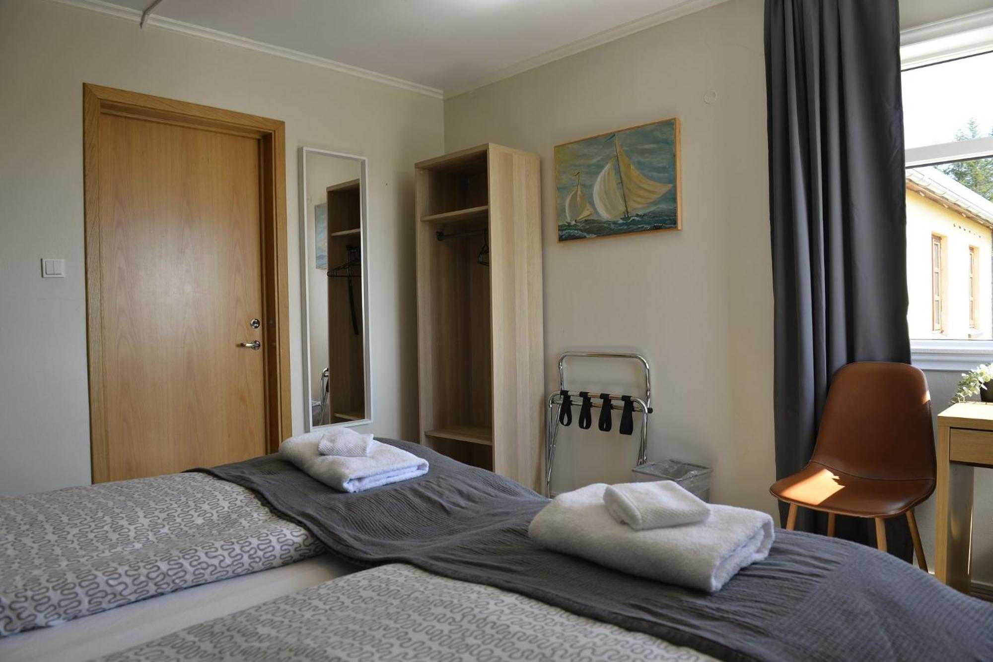 Klausturhof Guesthouse Kirkjubæjarklaustur Extérieur photo